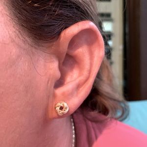 Italian gold love knot earrings. Classic and chic